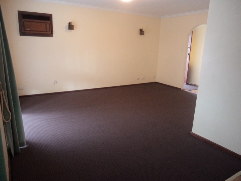 4 Bailey Place, Beechboro WA 6063