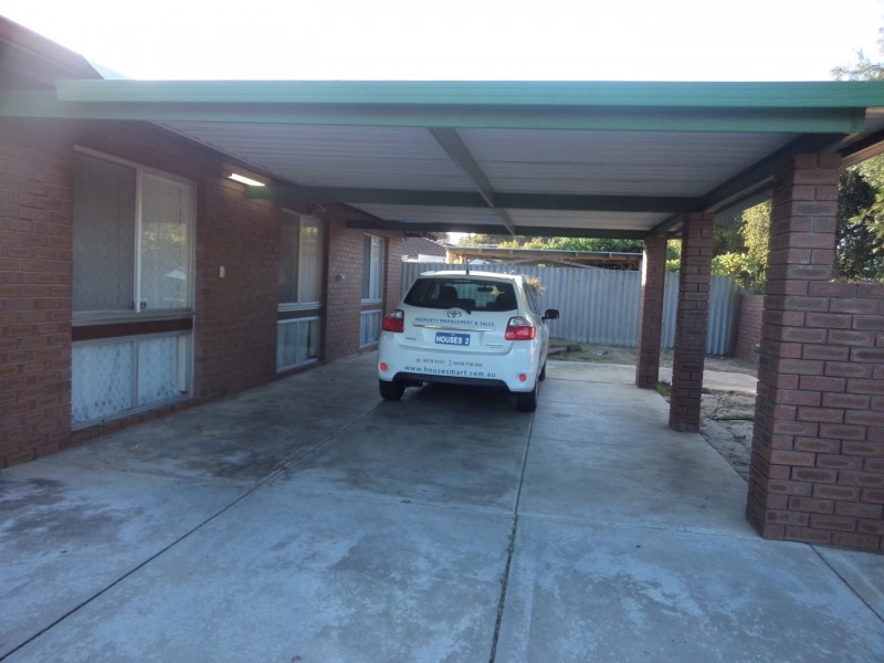 4 Bailey Place, Beechboro WA 6063