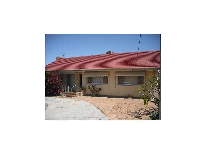 235 Flinders Street, Yokine WA 6060