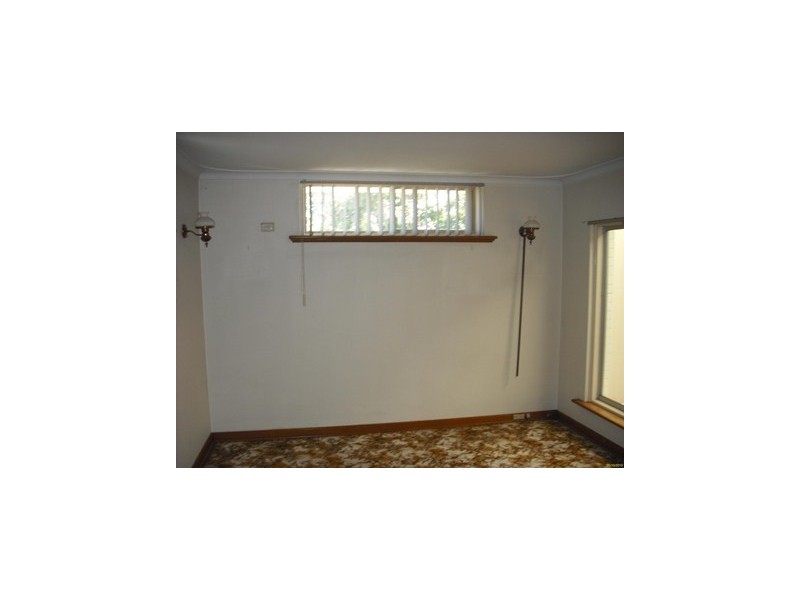 235 Flinders Street, Yokine WA 6060