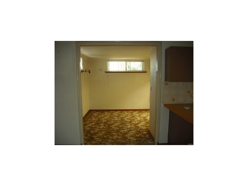 235 Flinders Street, Yokine WA 6060