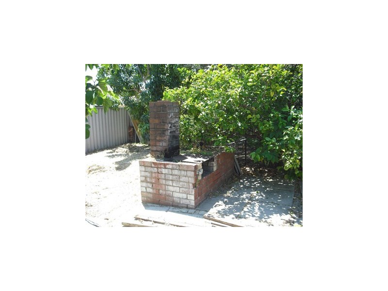 235 Flinders Street, Yokine WA 6060