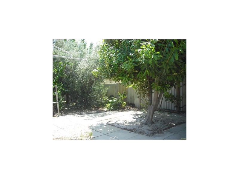 235 Flinders Street, Yokine WA 6060