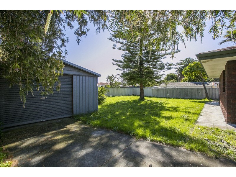 20 Baker Court, Langford WA 6147
