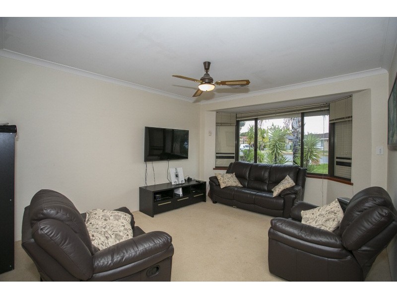 3 Glenmont Gardens, Ballajura WA 6066
