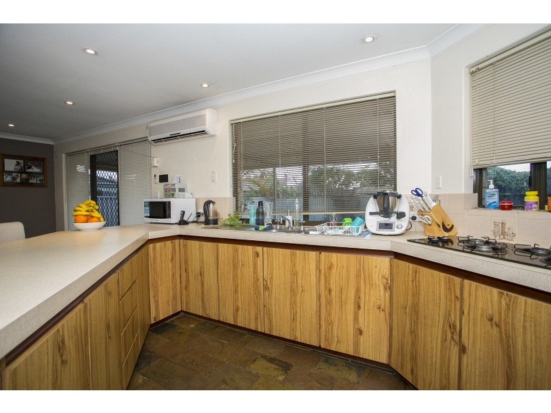 3 Glenmont Gardens, Ballajura WA 6066