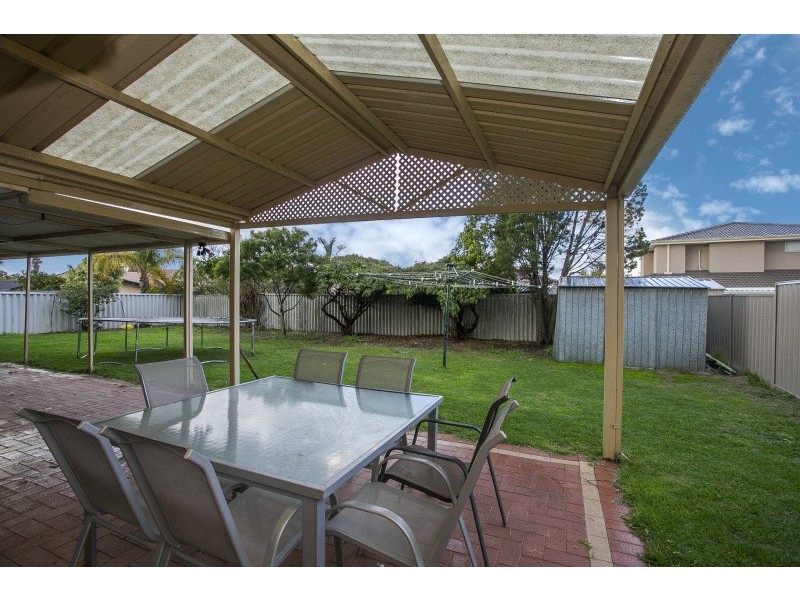 3 Glenmont Gardens, Ballajura WA 6066