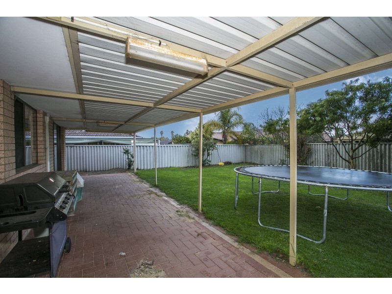 3 Glenmont Gardens, Ballajura WA 6066