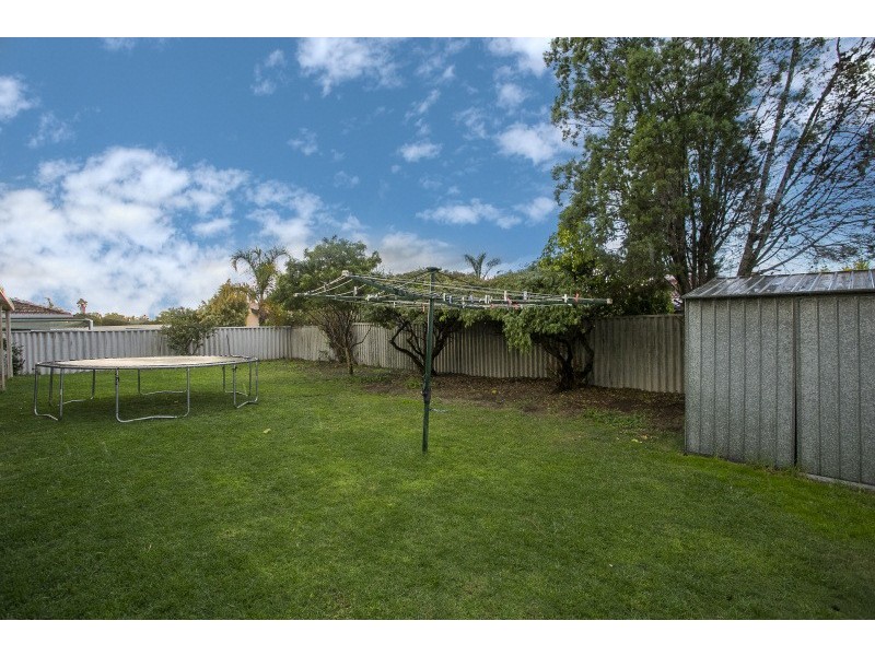 3 Glenmont Gardens, Ballajura WA 6066