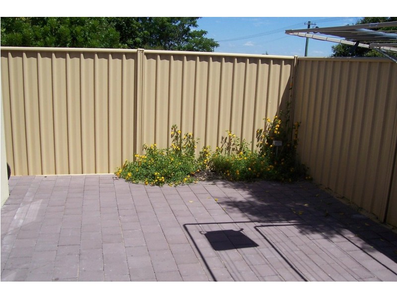 6/45 norman, St James WA 6102