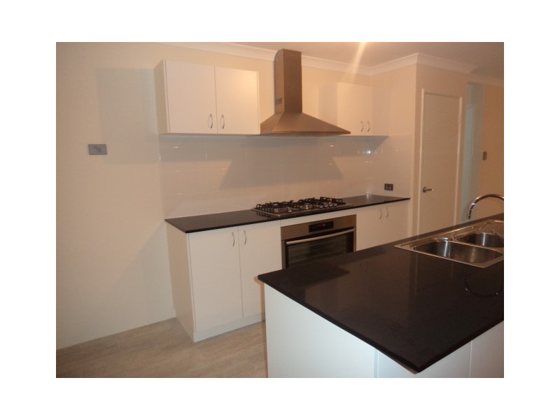 5 Levanto Way, Caversham WA 6055