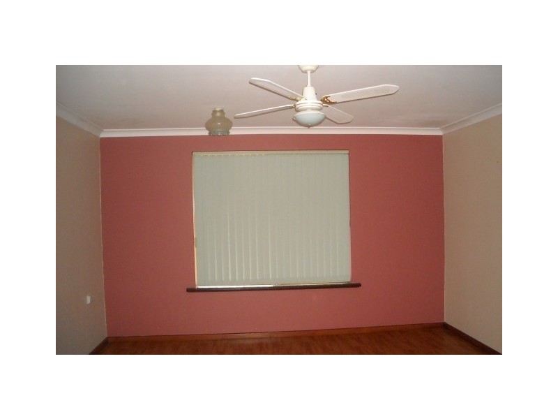 2 Satellite Retreat, Kiara WA 6054