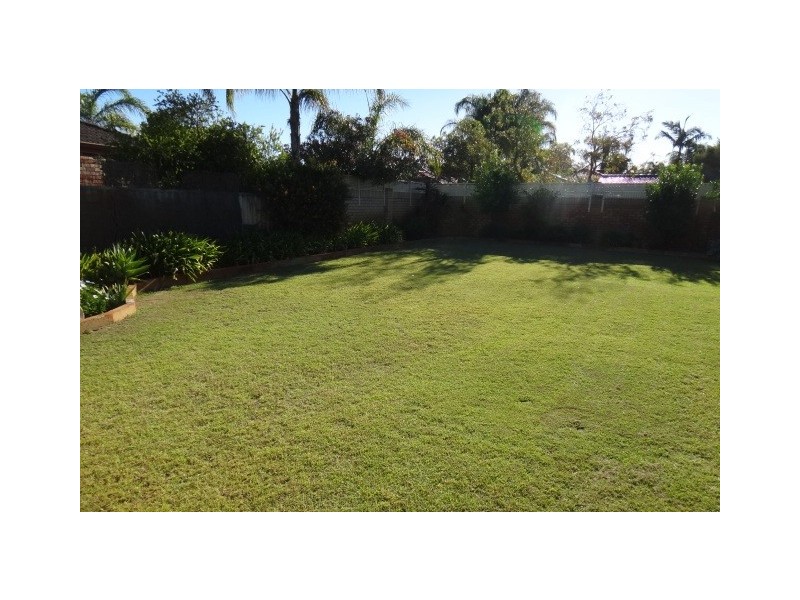 2 Satellite Retreat, Kiara WA 6054