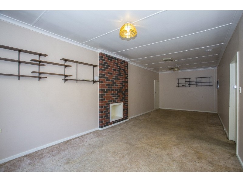 28 Letsom Way, Langford WA 6147