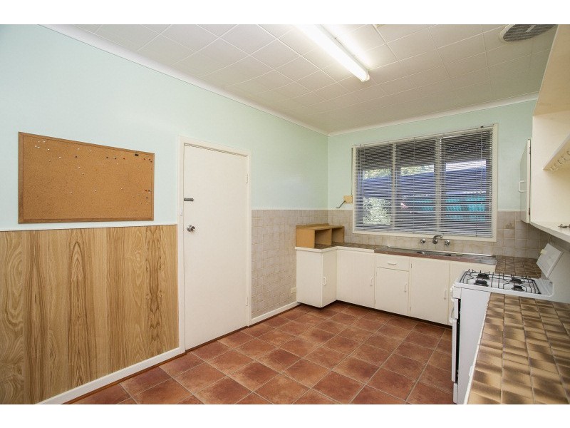 28 Letsom Way, Langford WA 6147