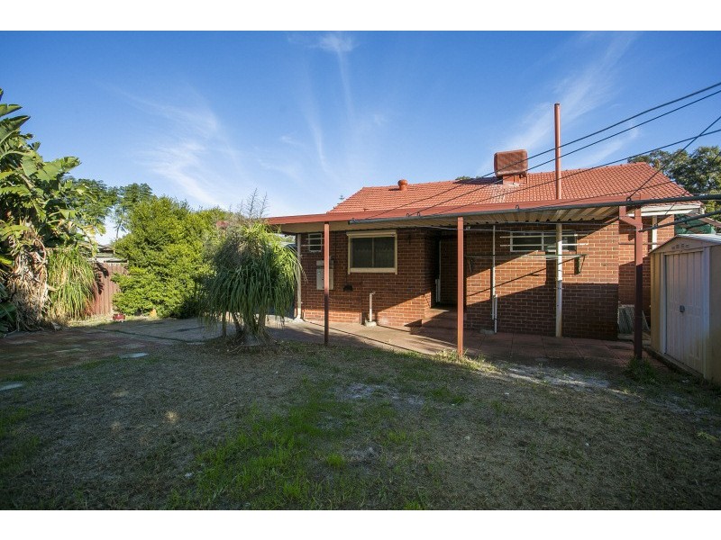 28 Letsom Way, Langford WA 6147