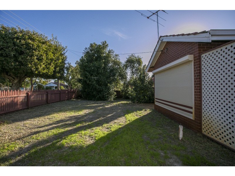 28 Letsom Way, Langford WA 6147