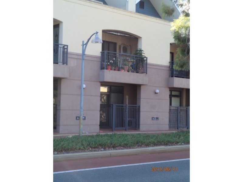 8/1 Plaistow Street, Joondalup WA 6027