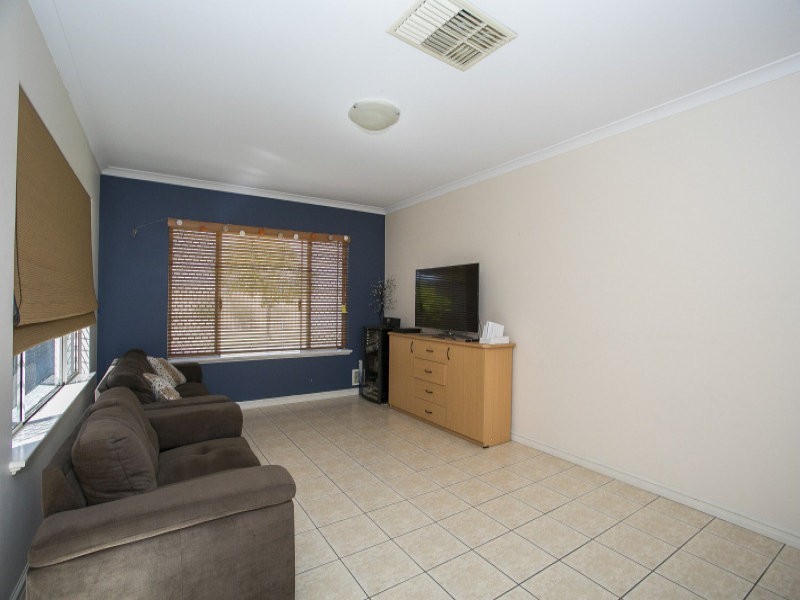 28 Salmar Way, Westminster WA 6061