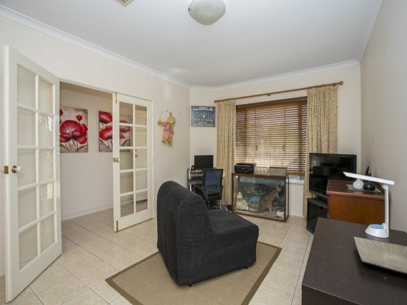 28 Salmar Way, Westminster WA 6061