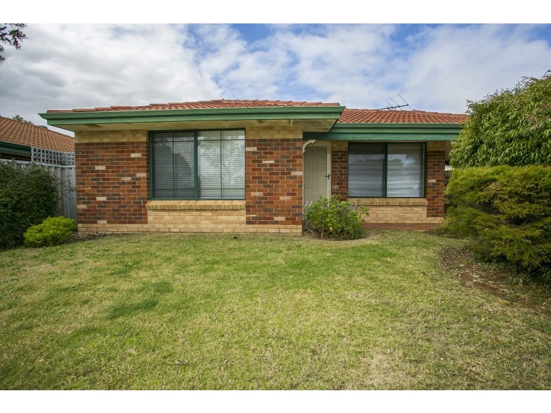 17 Whyatt Green, Leda WA 6170