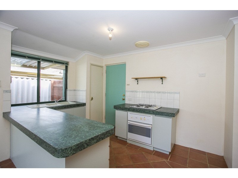 17 Whyatt Green, Leda WA 6170