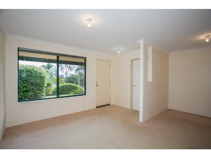 17 Whyatt Green, Leda WA 6170