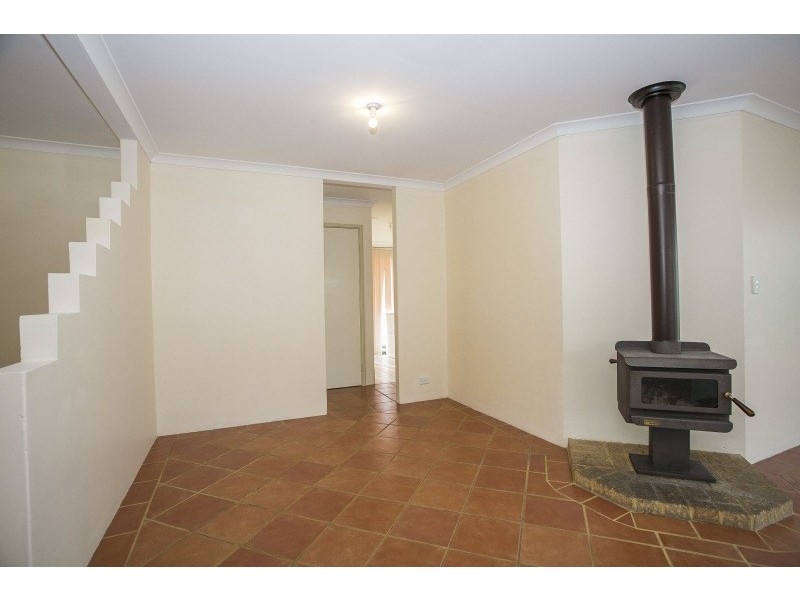 17 Whyatt Green, Leda WA 6170