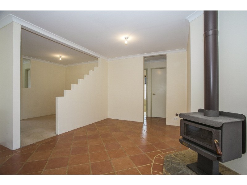 17 Whyatt Green, Leda WA 6170