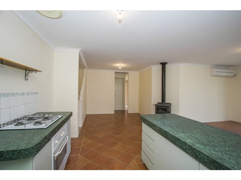 17 Whyatt Green, Leda WA 6170