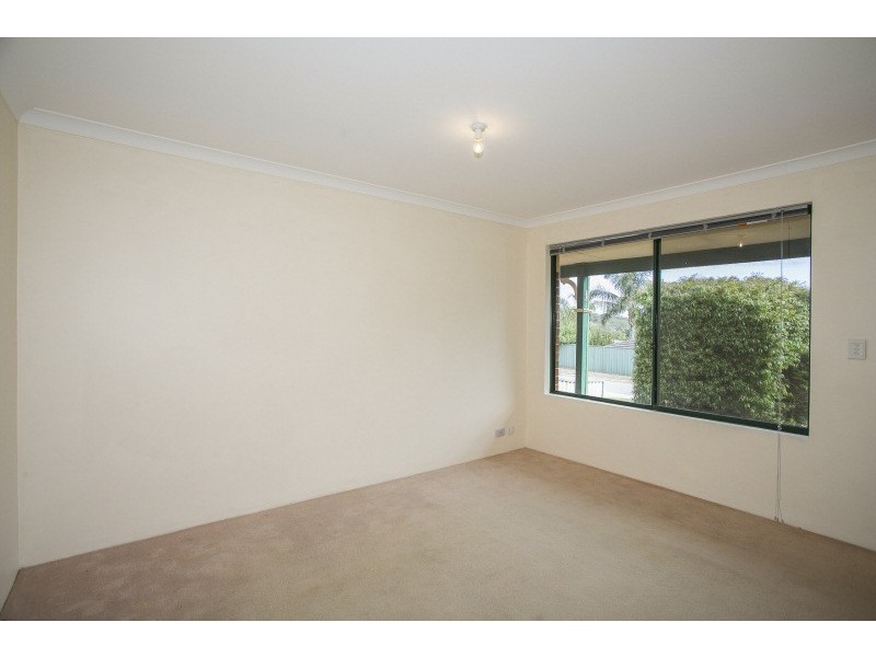 17 Whyatt Green, Leda WA 6170