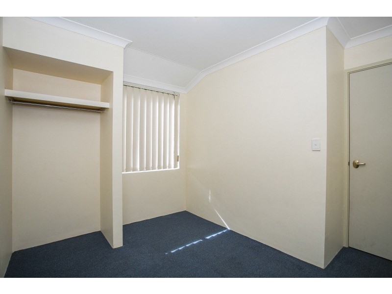 17 Whyatt Green, Leda WA 6170