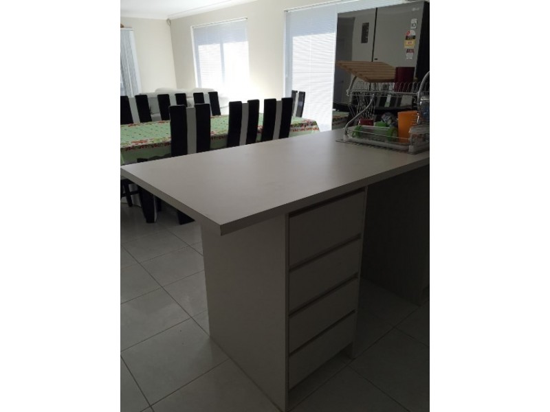 20 Summerville Boulevarde, Caversham WA 6055