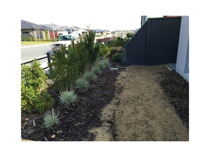 20 Summerville Boulevarde, Caversham WA 6055