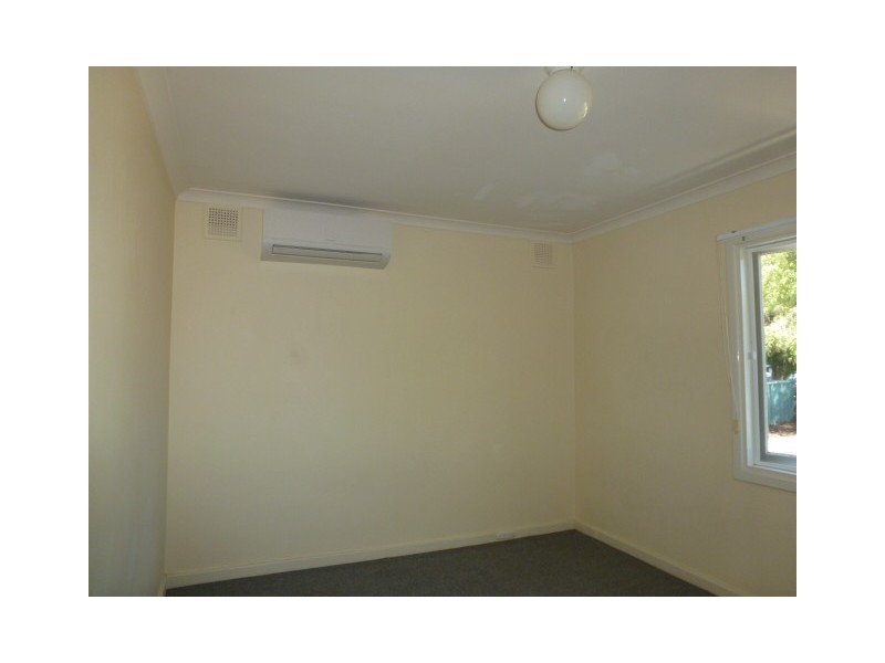 2A Bilby Road, Girrawheen WA 6064