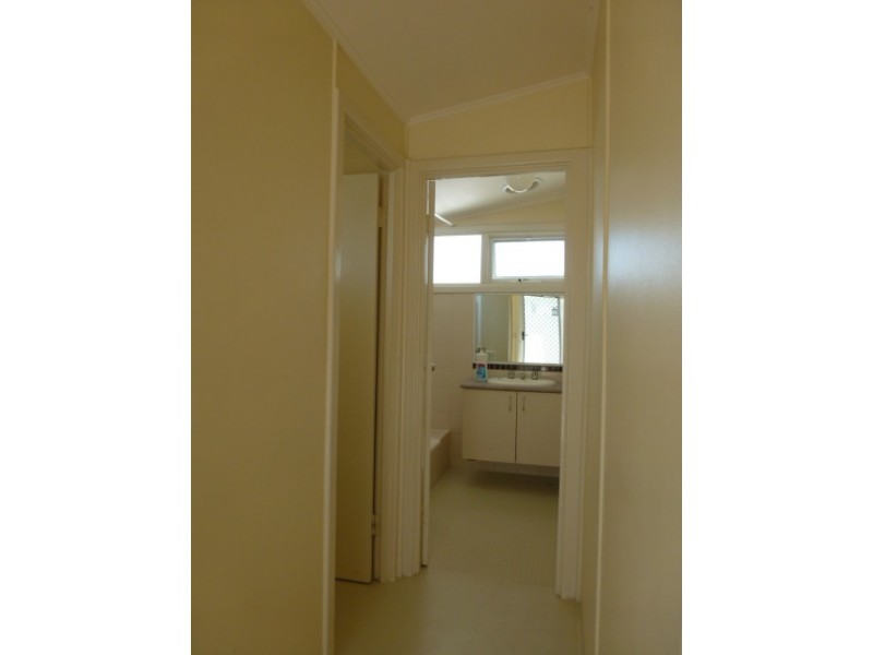 2A Bilby Road, Girrawheen WA 6064