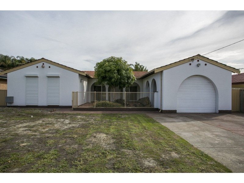 15 Pembury Road, Thornlie WA 6108