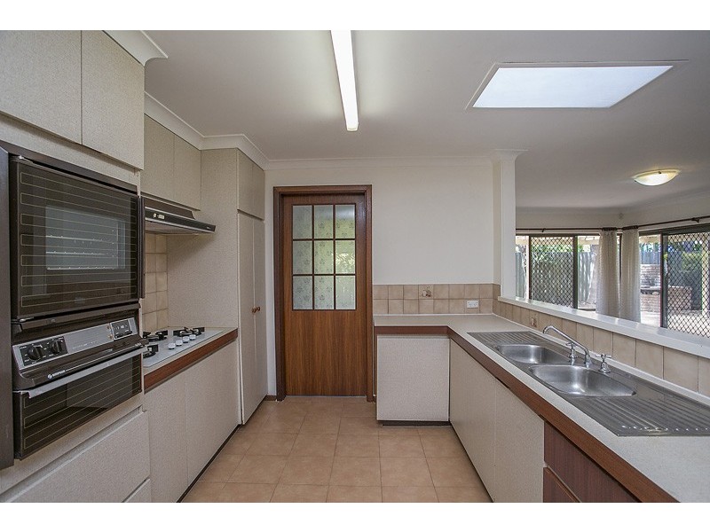 25 Sylvana Way, Willetton WA 6155