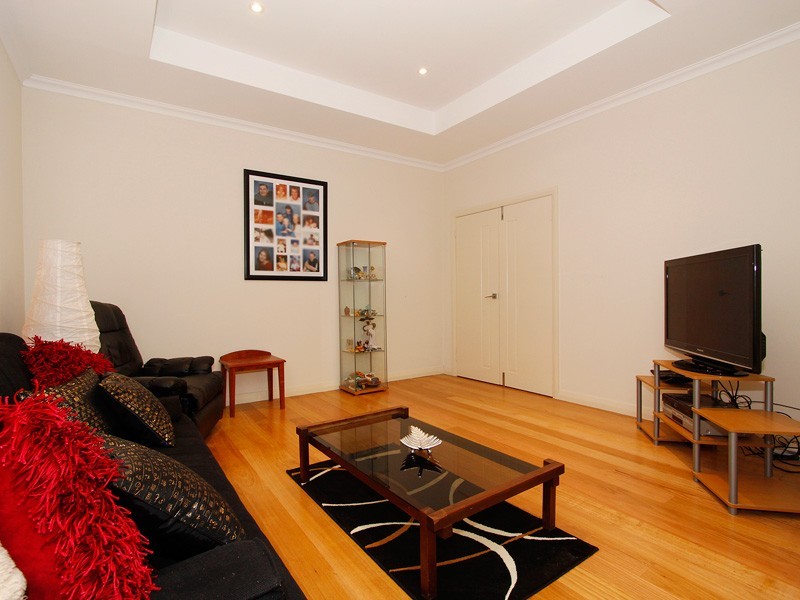 51 Boscastle Way, Darch WA 6065