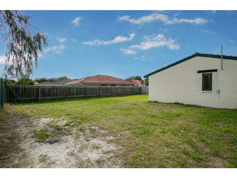 16 Scanlon Way, Lockridge WA 6054