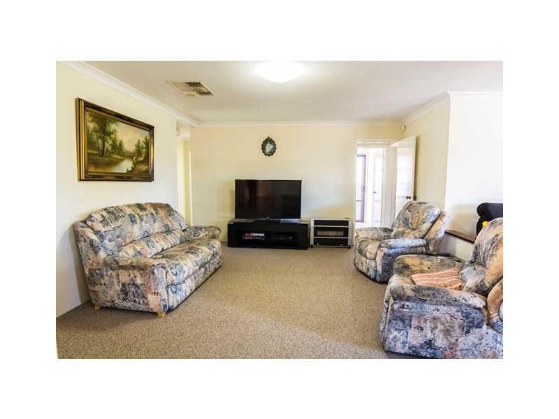 220 Altone Road, Beechboro WA 6063