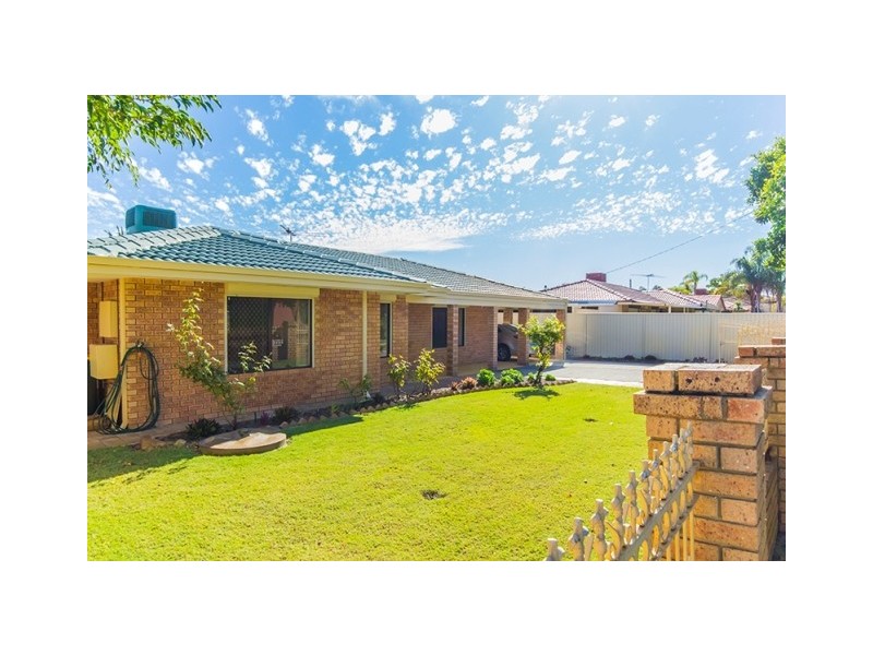 220 Altone Road, Beechboro WA 6063