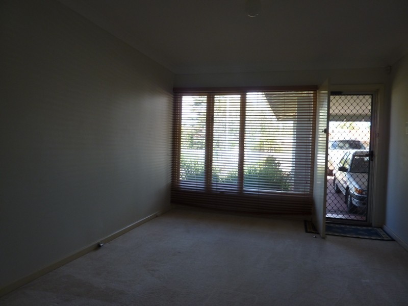 2/37 Varcoe Road, Koondoola WA 6064