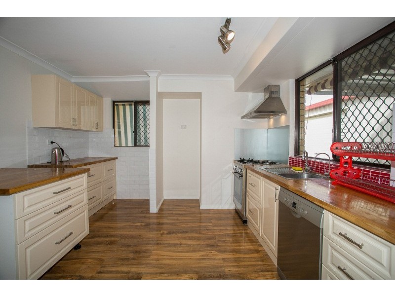 6 Towton Way, Langford WA 6147