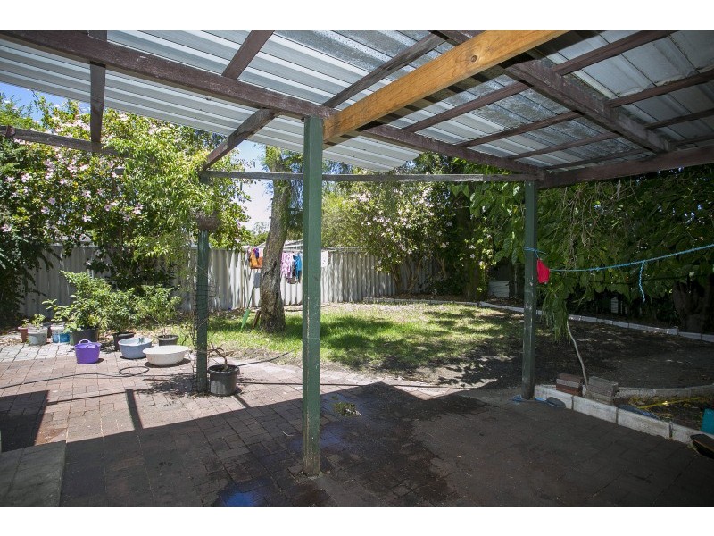 14 Osten Drive, Langford WA 6147