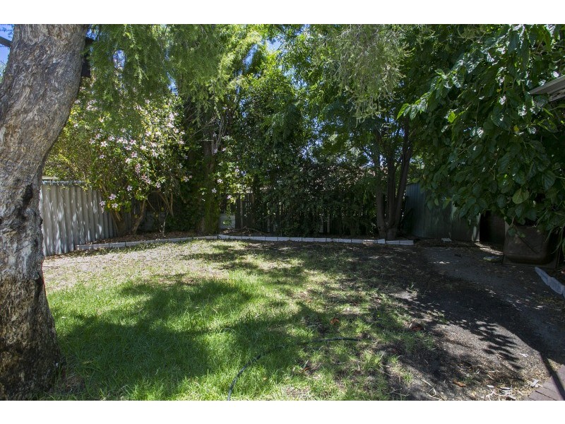 14 Osten Drive, Langford WA 6147