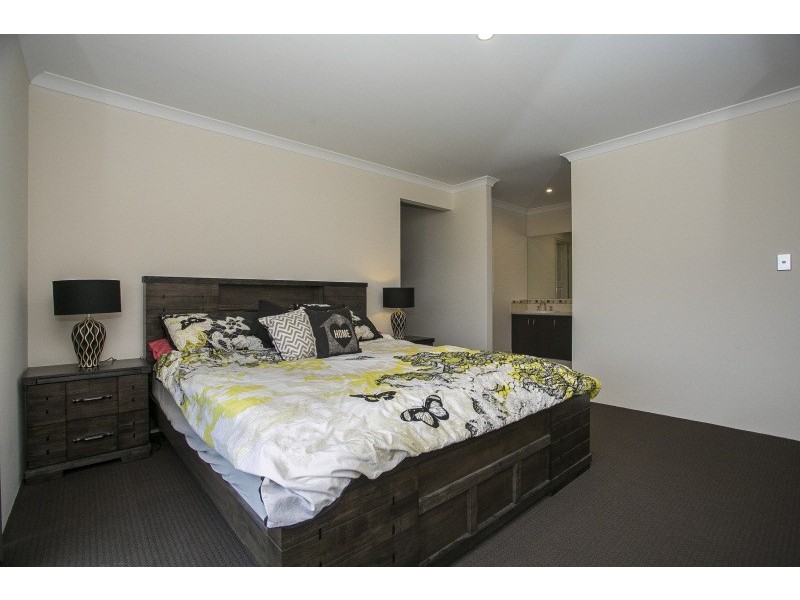 6 Cob Road, Caversham WA 6055