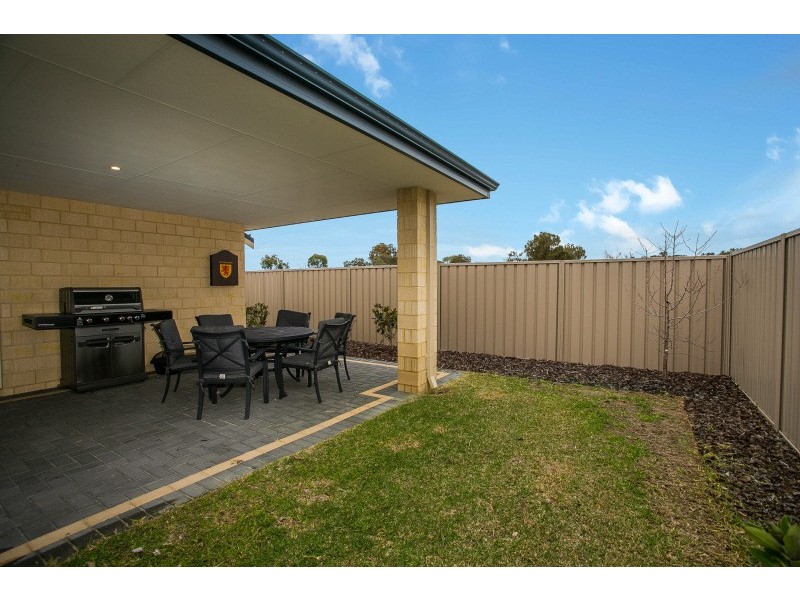 6 Cob Road, Caversham WA 6055