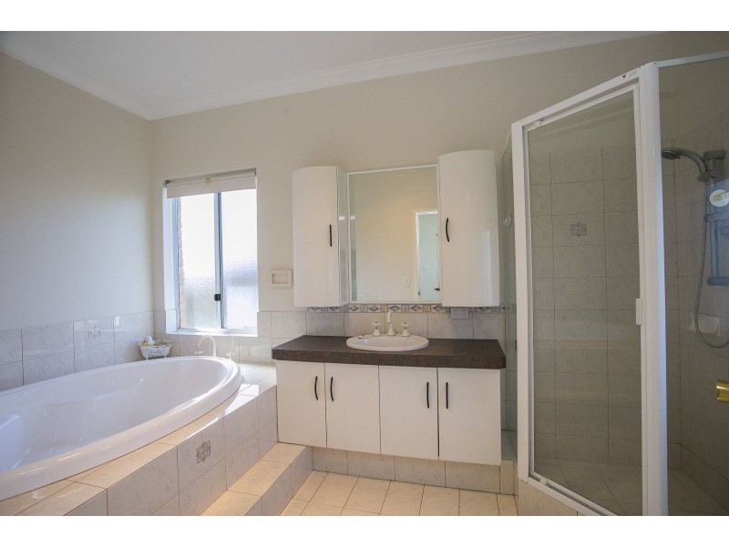 203A Ewen Street, Doubleview WA 6018