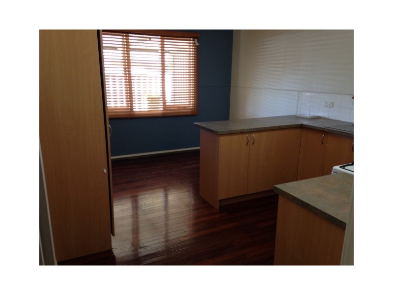 4 Letsom Way, Langford WA 6147